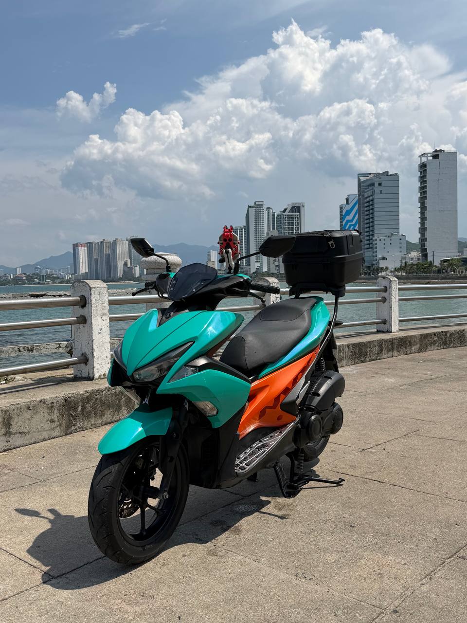 Продажа — Мотоцикл Yamaha NVX 155 2017 года